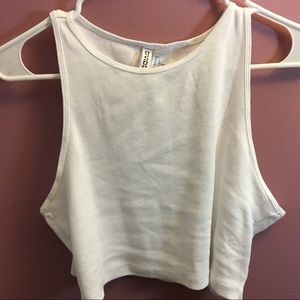 White cropped t-shit